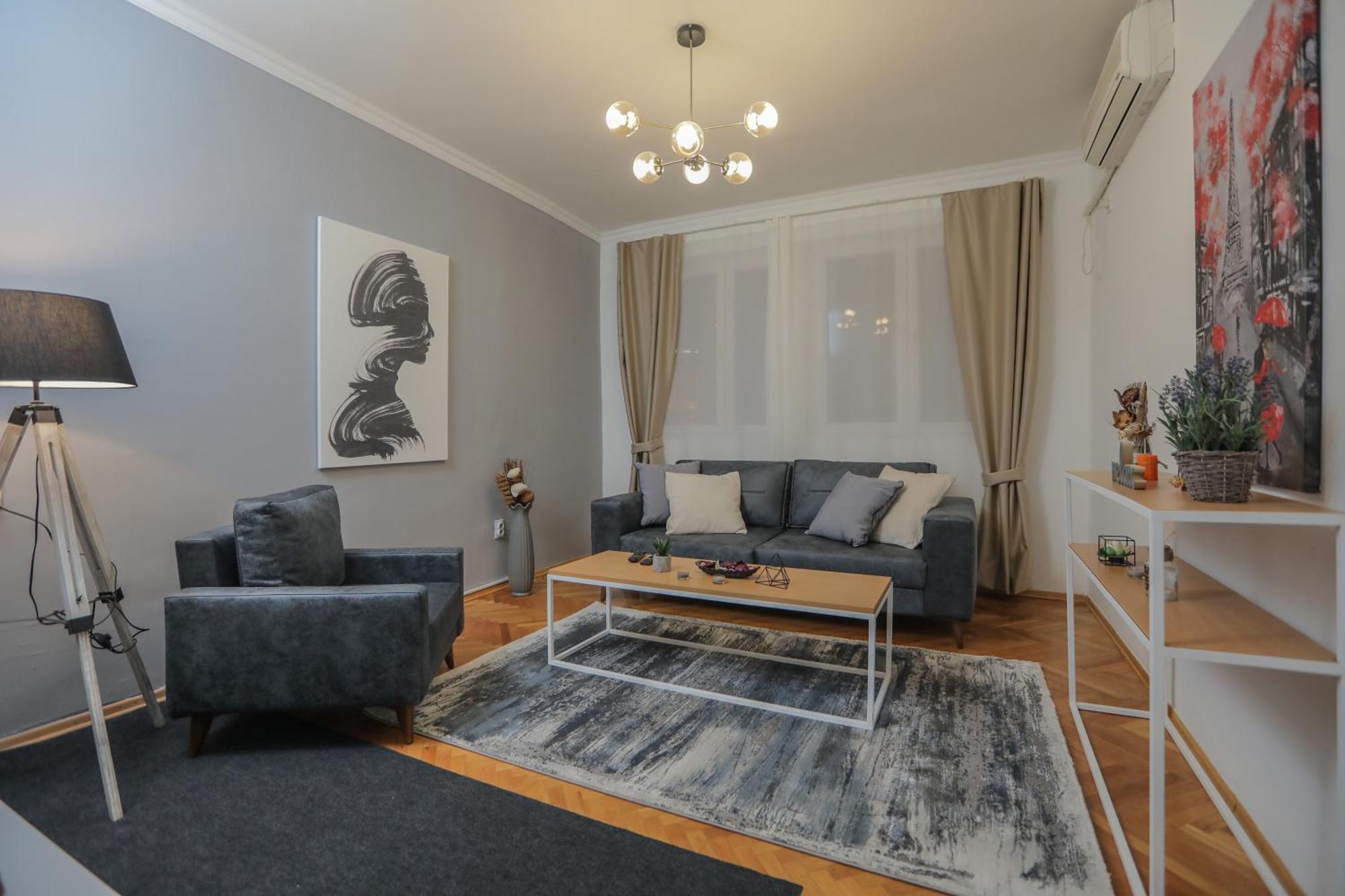 Central M - 5 Apartments Skopje Exteriér fotografie